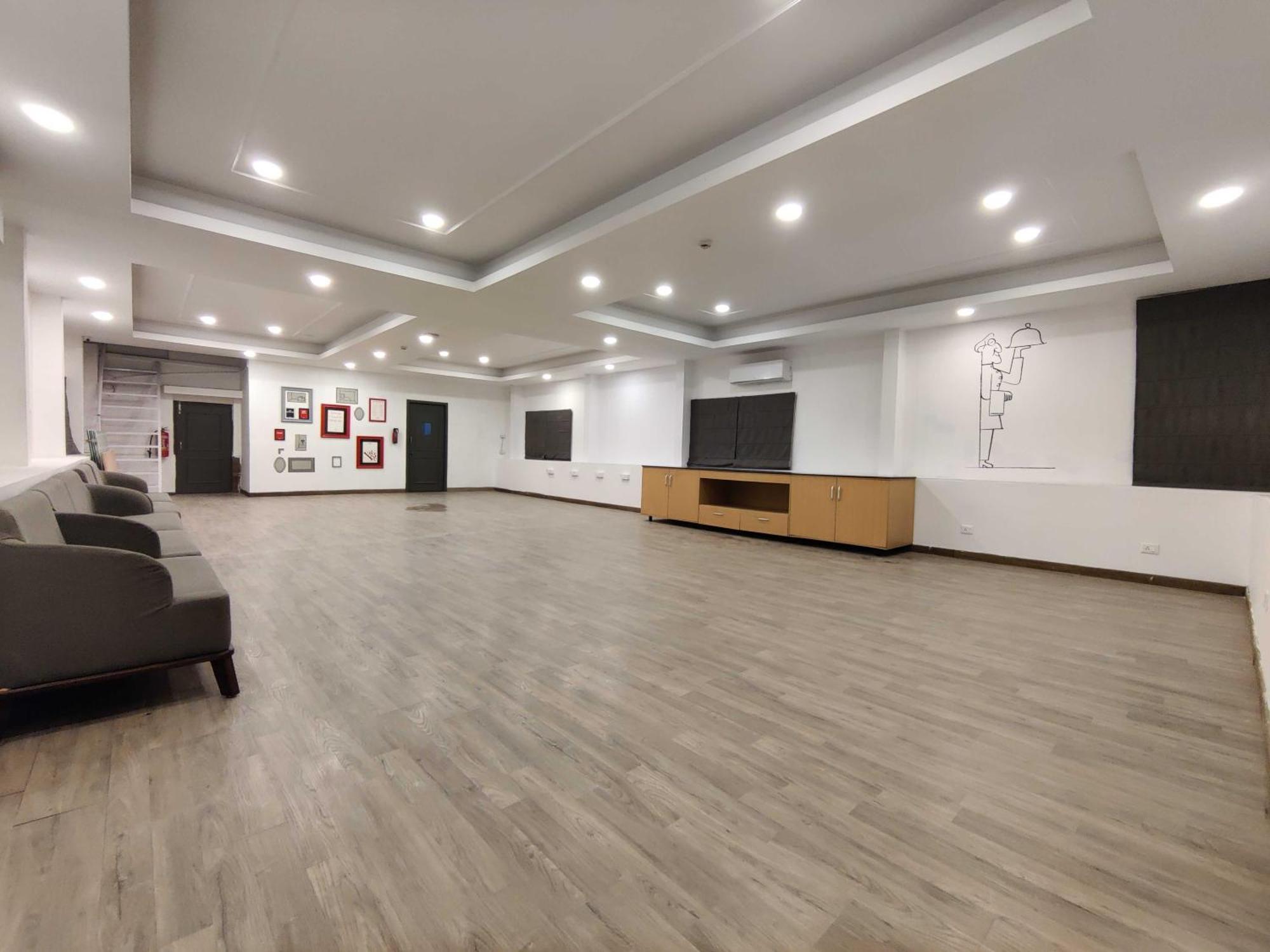 Super Townhouse Habitat New Town Rooms & Party Spaces Колката Екстер'єр фото