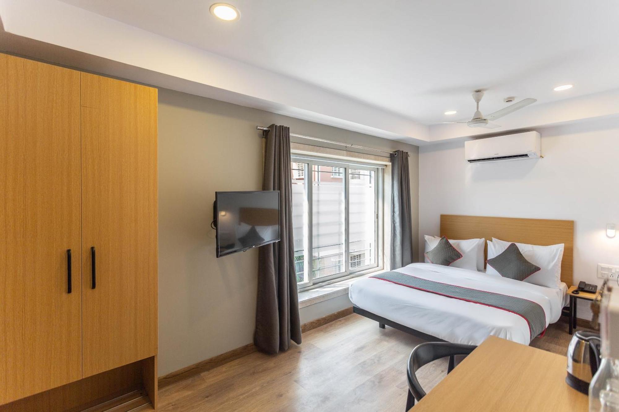 Super Townhouse Habitat New Town Rooms & Party Spaces Колката Екстер'єр фото